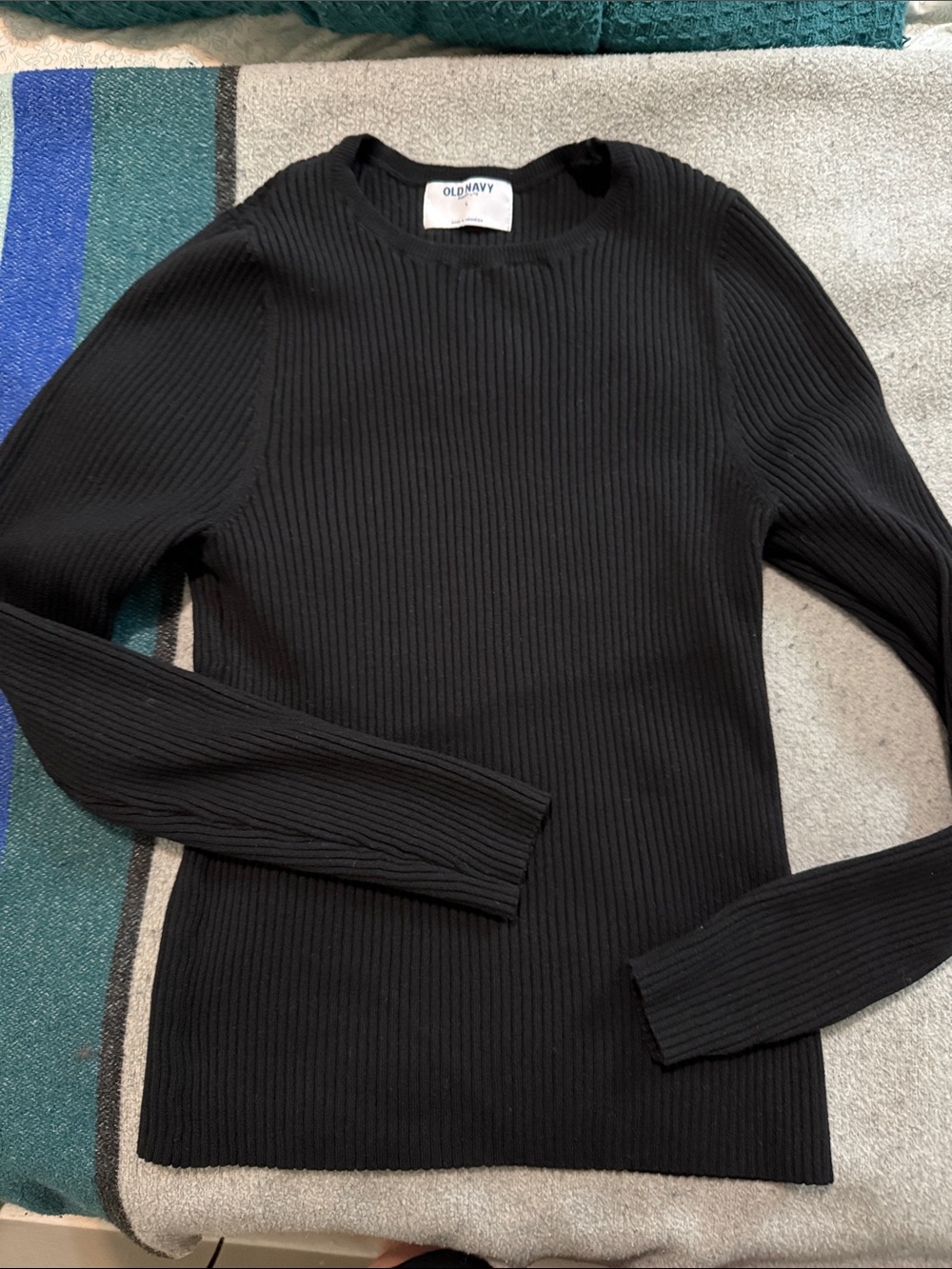 Old Navy Black Ribbed Crewneck Sweater Top